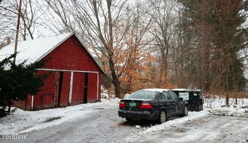 2nd image of 158 Church St #2