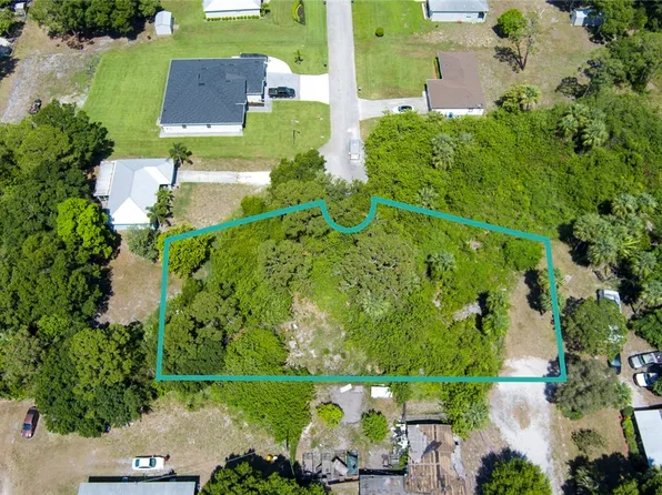 4120 47th Pl, Vero Beach, FL 32967