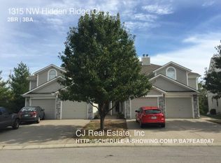 1315 NW Hidden Ridge Ct, Blue Springs, MO 64015