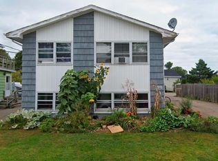 99 Green St, Charlottetown, PE C1A2G1