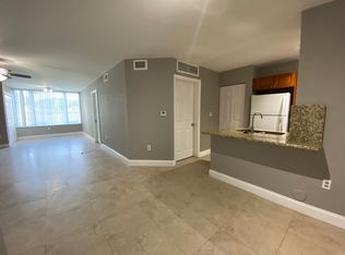 2820 N Oakland Forest Dr APT 102, Fort Lauderdale, FL 33309