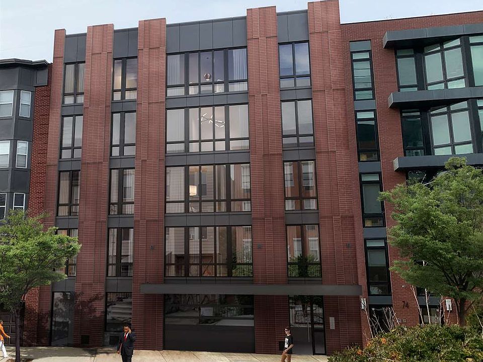 2nd image of 70 Madison St #Duplex501