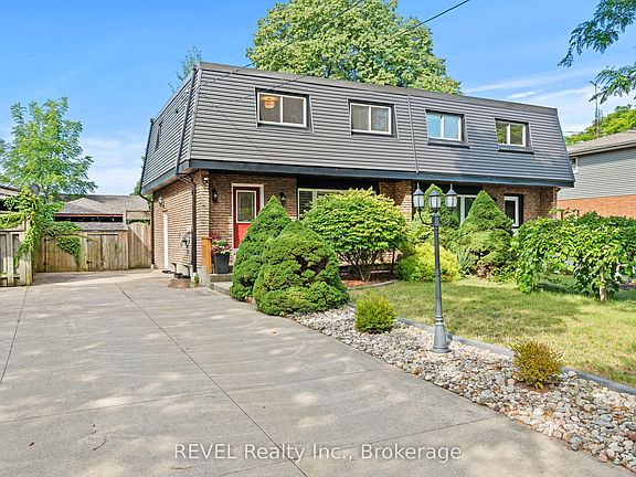 2nd image of 28 Black Knight Rd