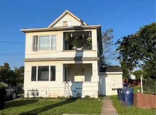 25 S New York St, Lockport, NY 14094