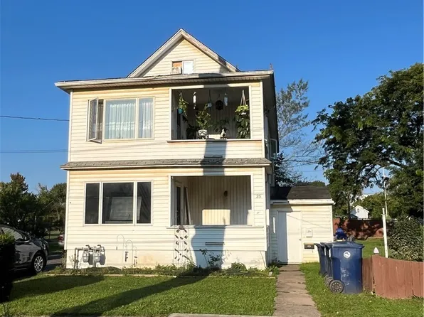 25 S New York St, Lockport, NY 14094