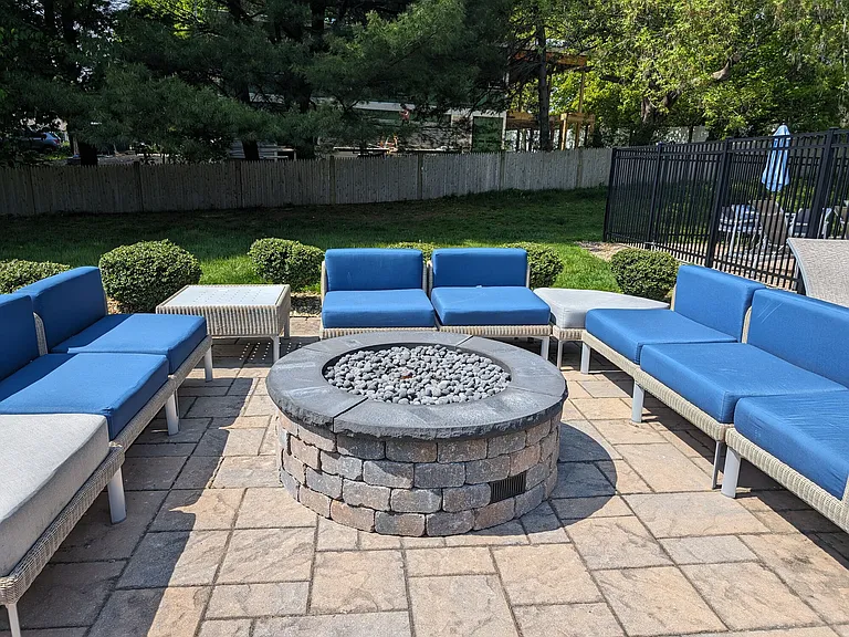 Sagamore Court — Photo 10