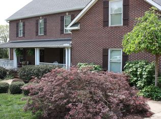 9905 Castleglen Ln, Knoxville, TN 37922