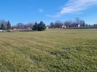 621 6th St, West Concord, MN 55985