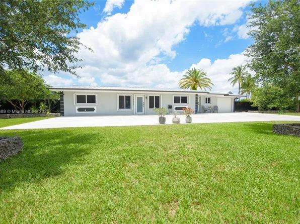 19525 SW 272nd St, Homestead, FL 33031