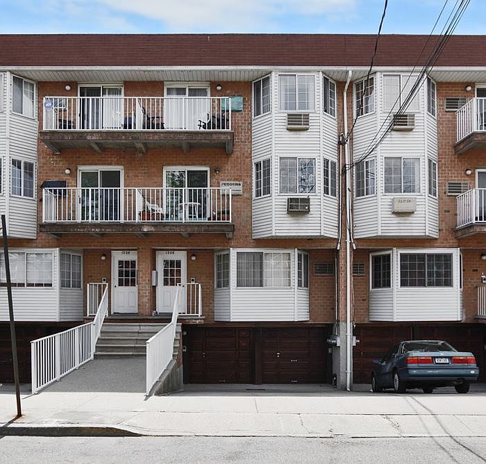 1st image of 1206 E 82nd St