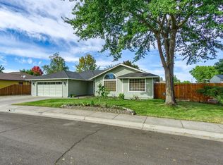 1552 Williamsburg Cir, Medford, OR 97501