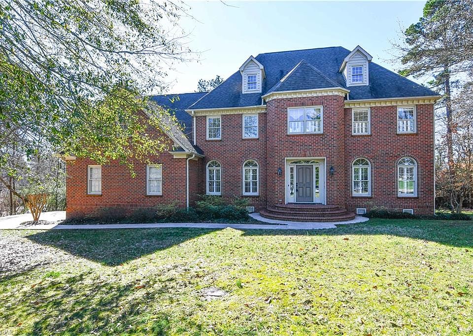 1st image of 500 Wyndwood Dr