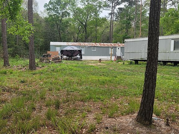 5th image of 451 N Higgins Rd