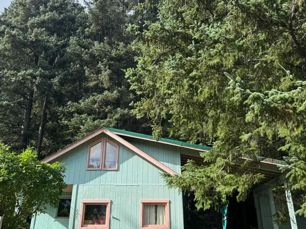 607 1st Ave, Seward, AK 99664