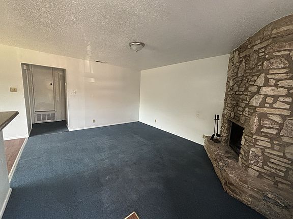 2nd image of 825 Bracewood Cir APT C