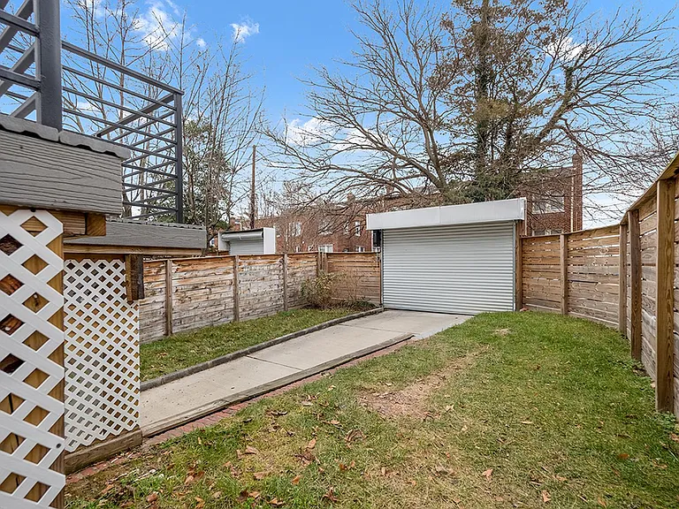 6107 7th Pl NW — Photo 22