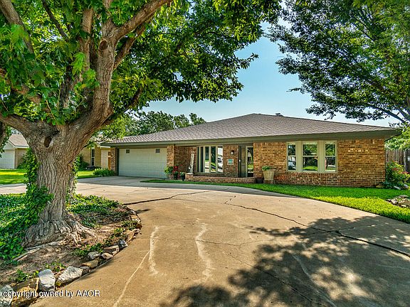 2nd image of 3711 Montague Dr