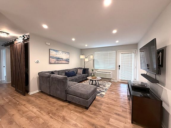 5th image of 1905 Silverstone Dr #0