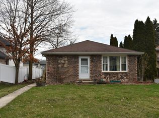 206 Spring St, Willow Springs, IL 60480