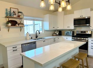 41264 Los Amantes Rd #B, Temecula, CA 92592