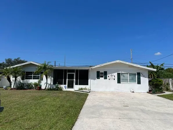 2503 Chesterfield Drive, Fort Pierce, FL 34982