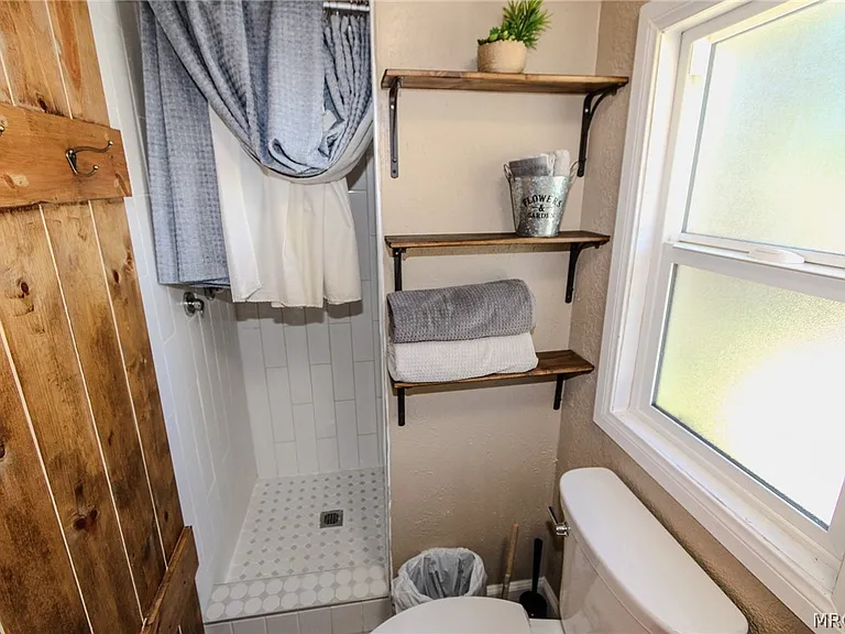 913 W Aeroplane Blvd — Photo 24