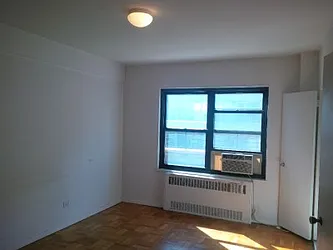 Rented by Classic Marketing- 530 Park1