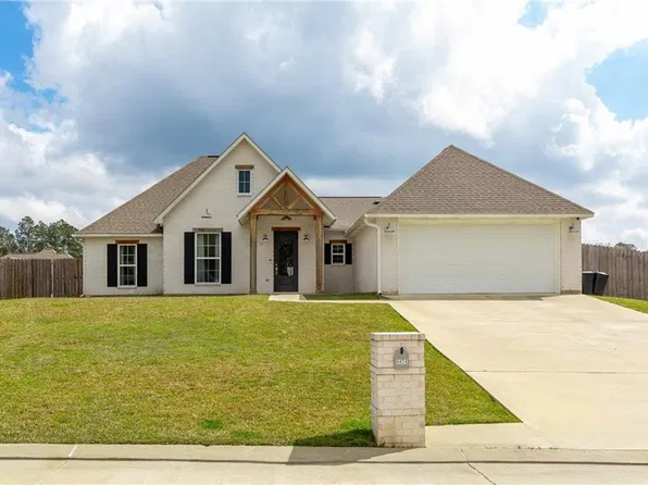 4474 Hathern Dr, Pineville, LA 71360