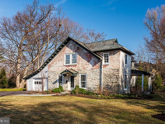 3rd image of 8414 Stenton Ave