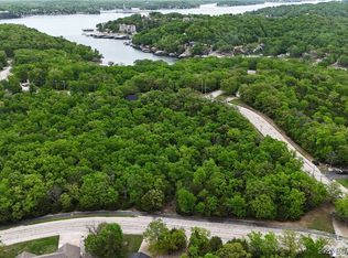 112 Kays Point Rd, Lake Ozark, MO 65049