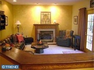 35 Pine Glen Rd, Langhorne, PA 19047