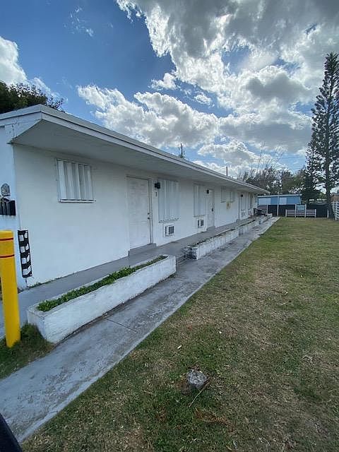 1st image of 1462 NW 2nd Ave #2
