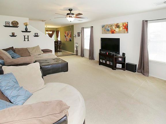 2nd image of 18106 Temple Hill Ln