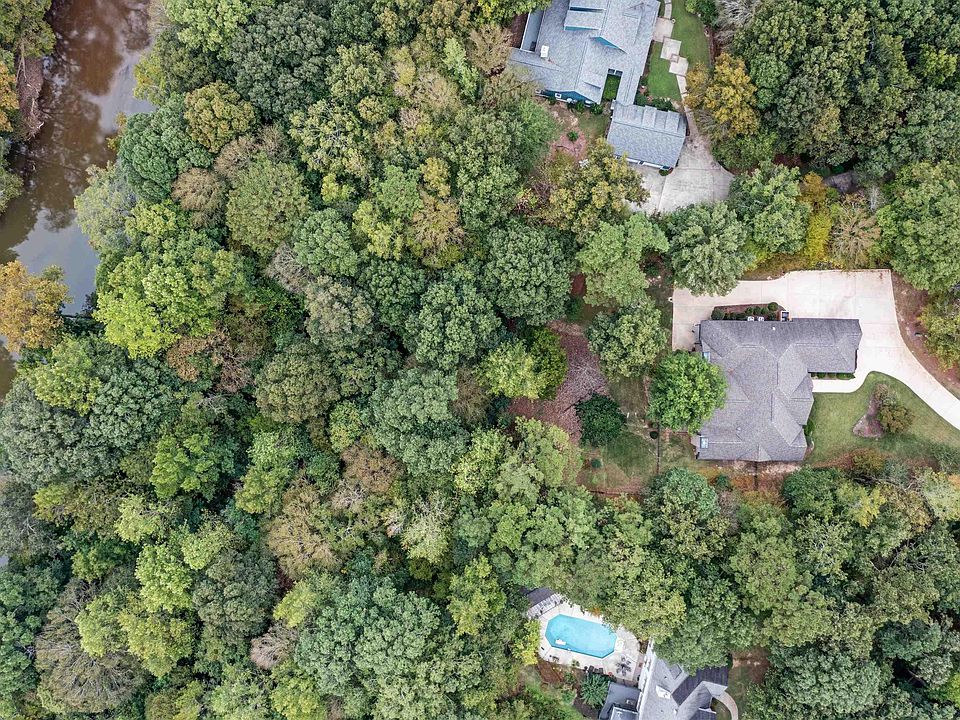 257 Cahaba Falls Ln, Helena, AL 35080 MLS 21365494 Zillow