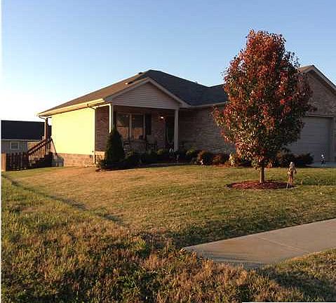 2nd image of 131 Willow Creek Dr