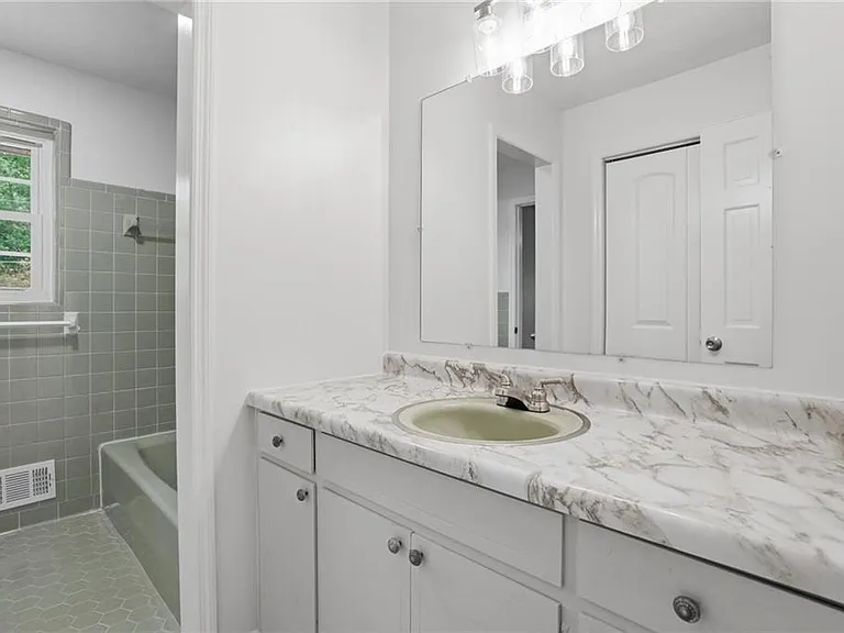 128 McNeal Rd — Photo 21