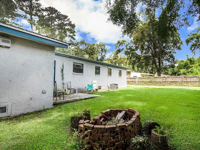 2843 Shady Oak Ln — Photo 8