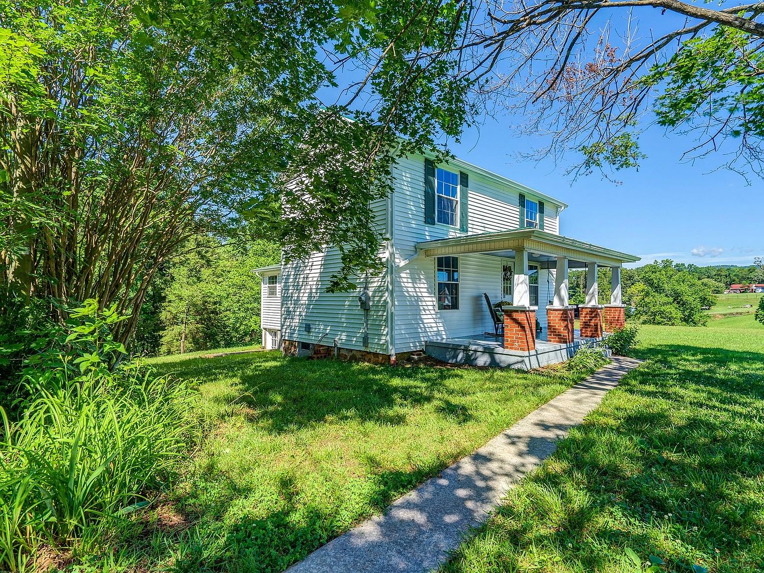 2137 Goodview Rd, Goodview, VA 24095 | Zillow