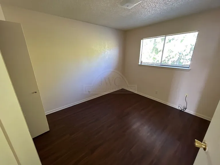 1307 Opal Rd — Photo 16