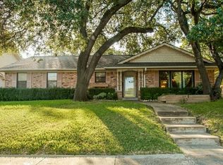 9426 Overwood Rd, Dallas, TX 75238