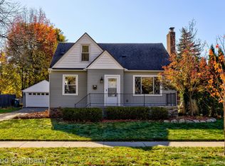 920 Ottawa Dr, Royal Oak, MI 48073