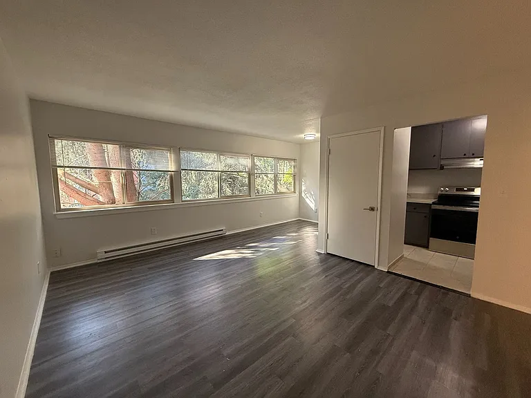 The Willis Apartments — Photo 60