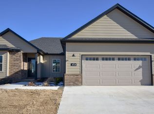 454 N Tacoma St, Farmington, AR 72730