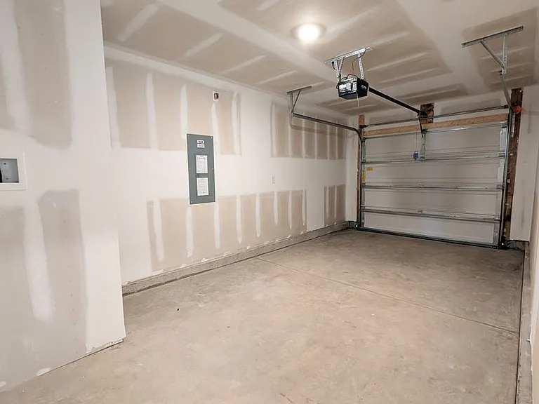 620 Golden Resin Rd — Photo 34
