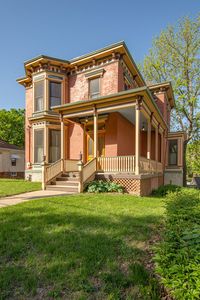 134 Park Ave, Council Bluffs, IA, 51503