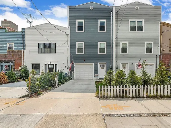 3626 Bayview Ave #1, Brooklyn, NY 11224