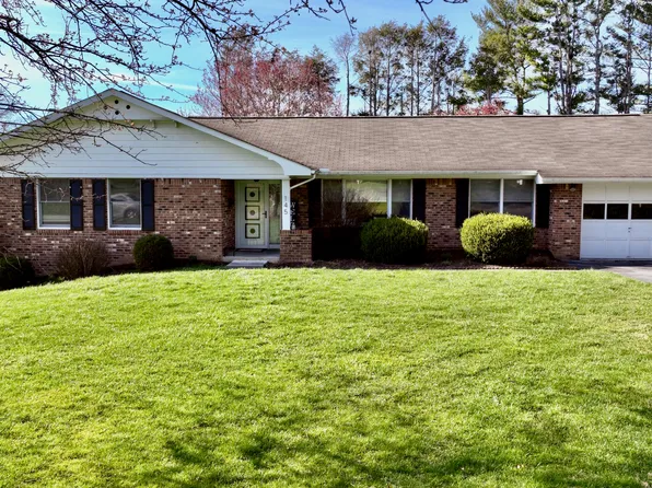 145 Longview Ave, Lewisburg, WV 24901