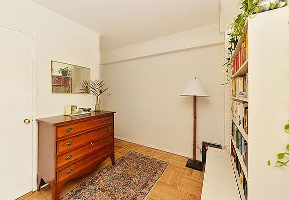 5th image of 54 W 16th St APT 11G
