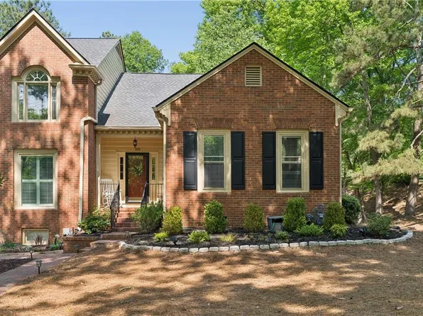 100 Weatherburne Dr, Roswell, GA 30076