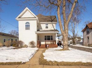 2356 Randolph St, Caledonia, IL 61011